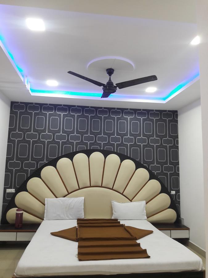 Hotel Sahara Palace Бхудж Экстерьер фото